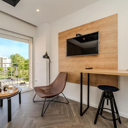 Dioniz Luxury Διαμέρισμα