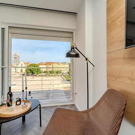 Διαμέρισμα Dioniz Luxury Ζαντάρ