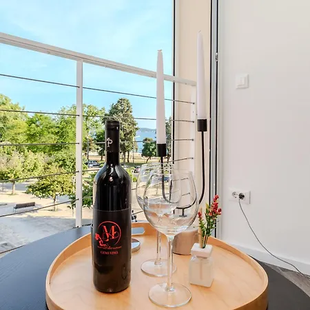 아파트 Dioniz Luxury